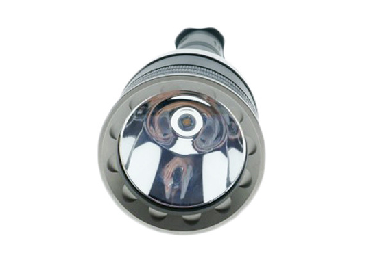 Silna latarka LED z wiązką światła 600-200 Lumen IPX8 Water Resistance