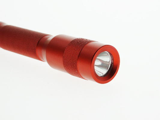 Super Power Cree LED Pen Flashlight Materiał ze stopu aluminium 2 * Baterie AAA