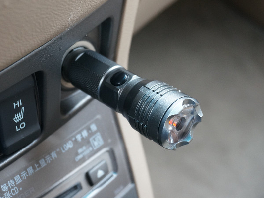 Emergency Brightest Edc Flashlight, Window Breaker IP44 Edc Latarka taktyczna
